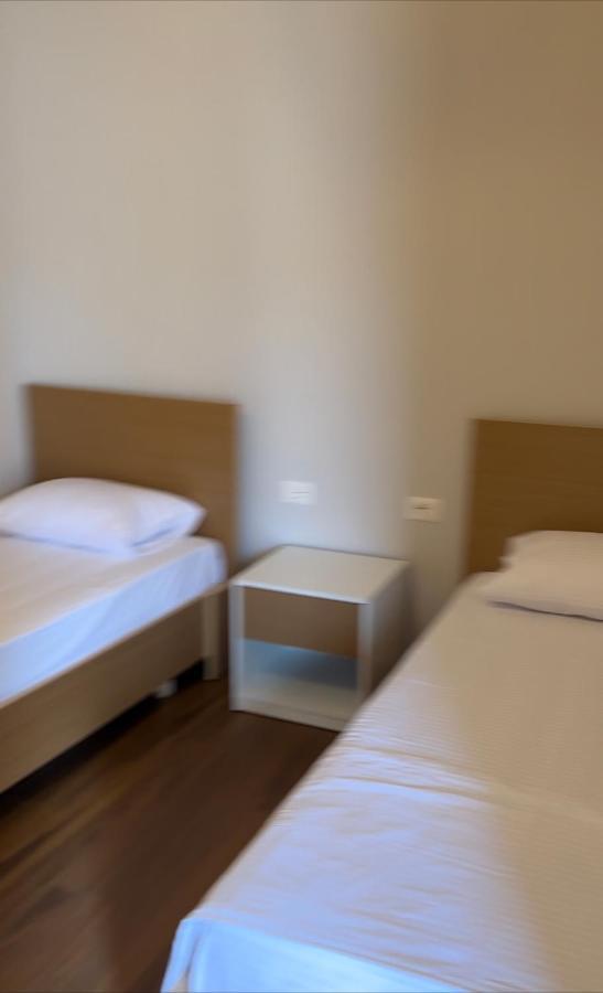 Vila Alba 1 Korce Bagian luar foto