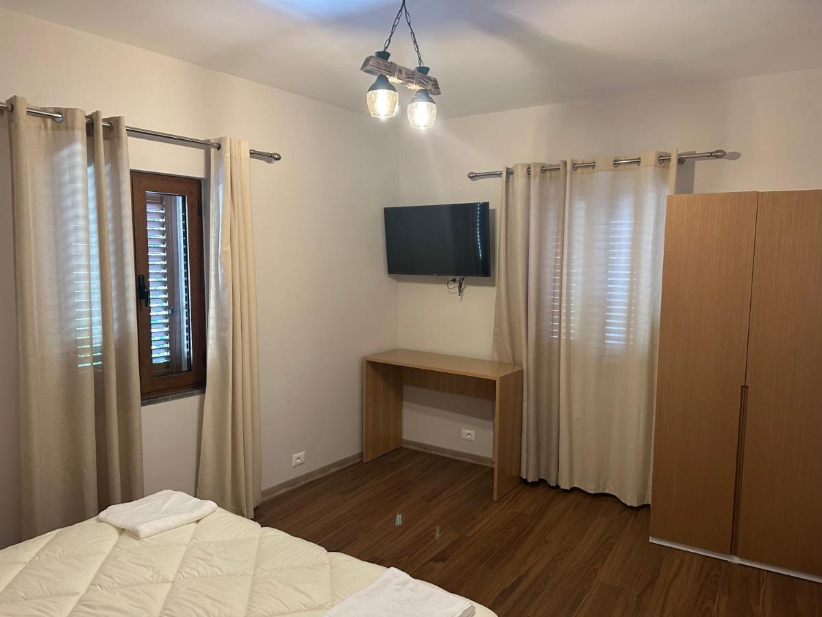 Vila Alba 1 Korce Bagian luar foto
